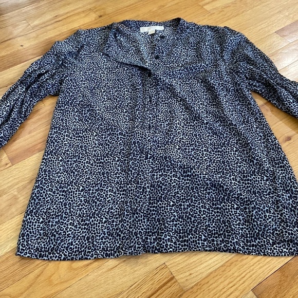 Women’s Michael by Michael Kors button down top. Grey and black. Size M - Picture 1 of 4